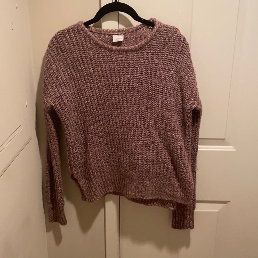 Mauve, knit sweater. Size S.